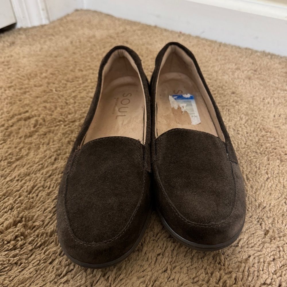 SOUL Naturalizer Brown Suede Rubber Sole Loafers size 8W Casual Comfort Classic